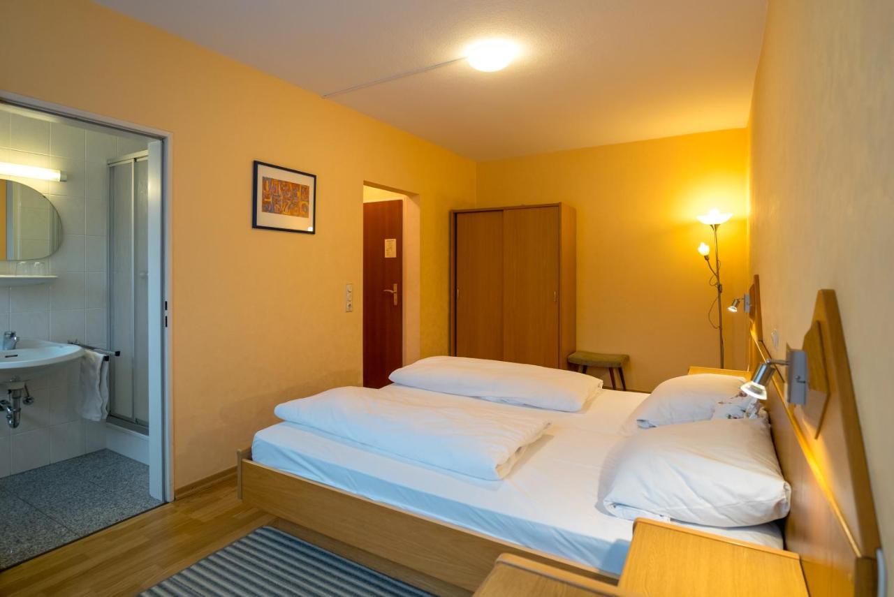 טראבן-טרארבאך Central-Hotel מראה חיצוני תמונה