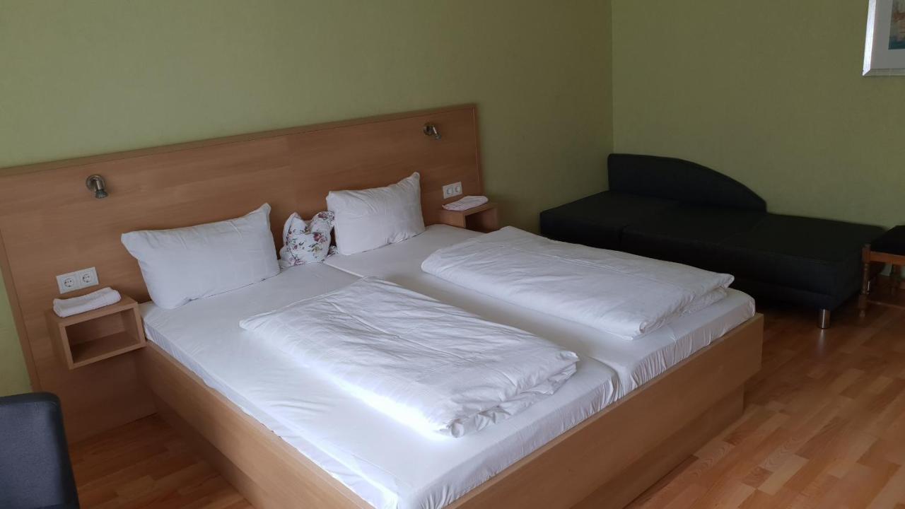 טראבן-טרארבאך Central-Hotel מראה חיצוני תמונה